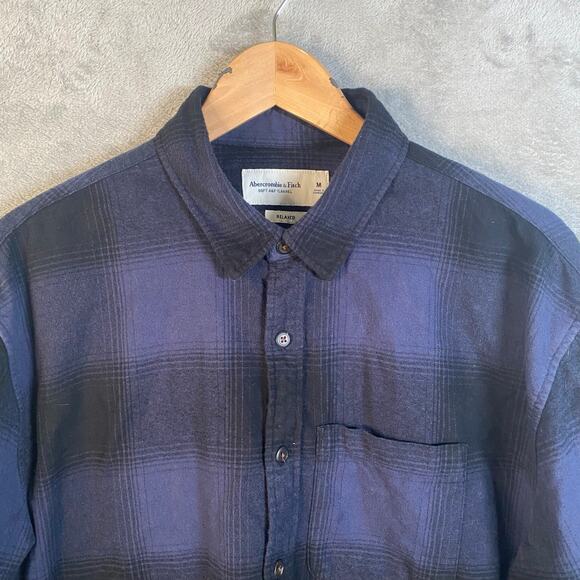 Abercrombie & Fitch Flannel‎ Shirt Medium Button Up Plaid Camp Casual Outdoor - Picture 3 of 13